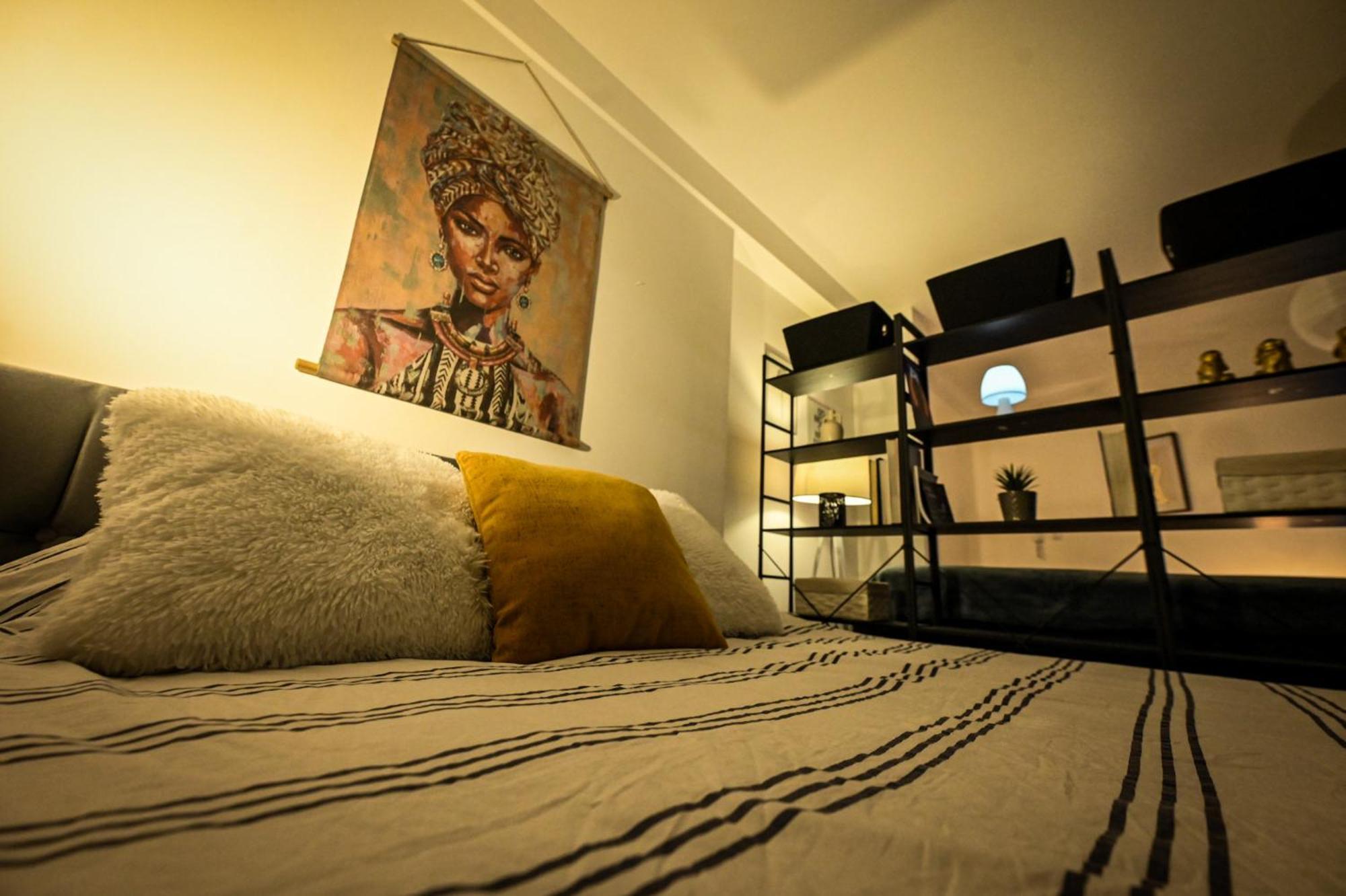 L&B Studio Apartment 普里什蒂纳 外观 照片